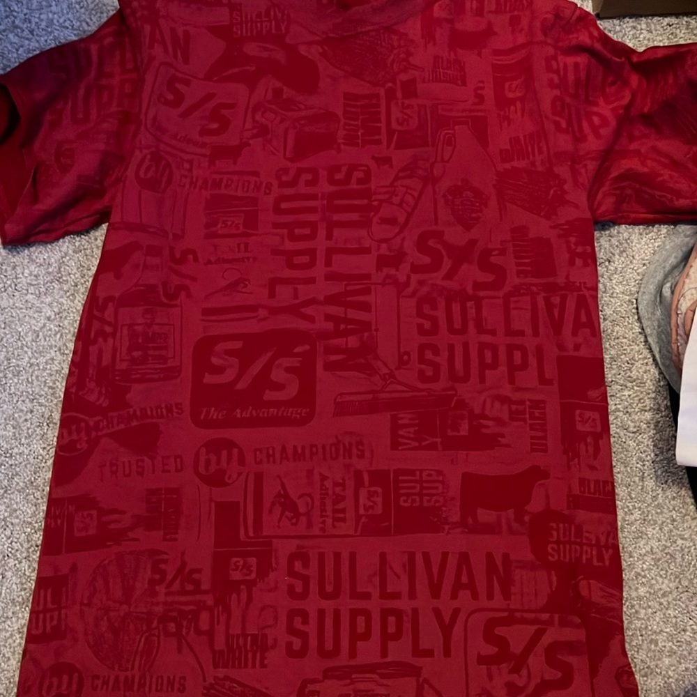 Livestock red tshirt